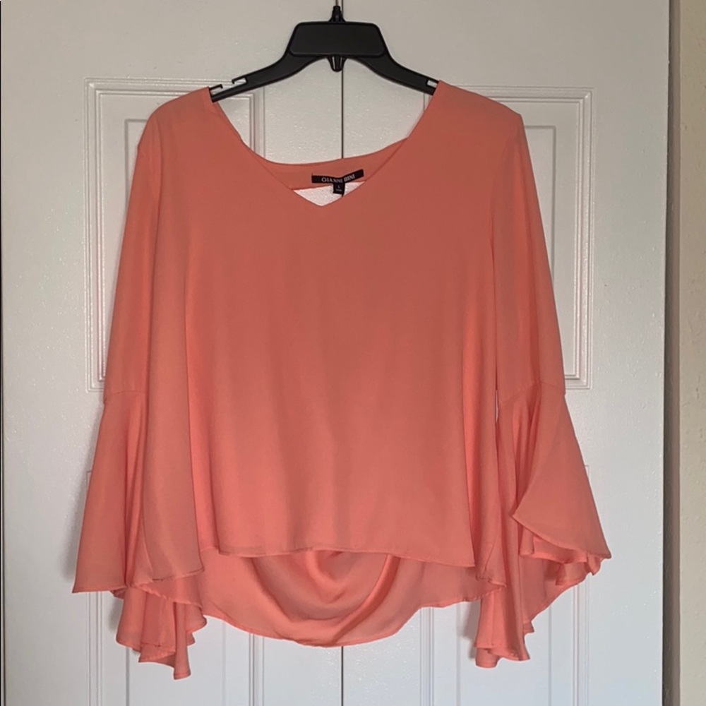 Gianna Bini Peach bellsleeve Blouse SZ Large NWT